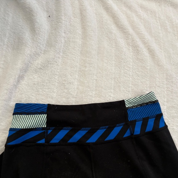 Lulu Lemon Yoga Pants - Picture 4 of 7